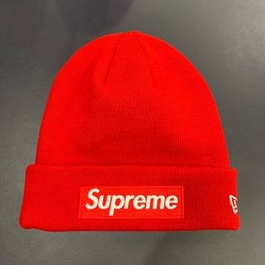 Supreme new era beanie red